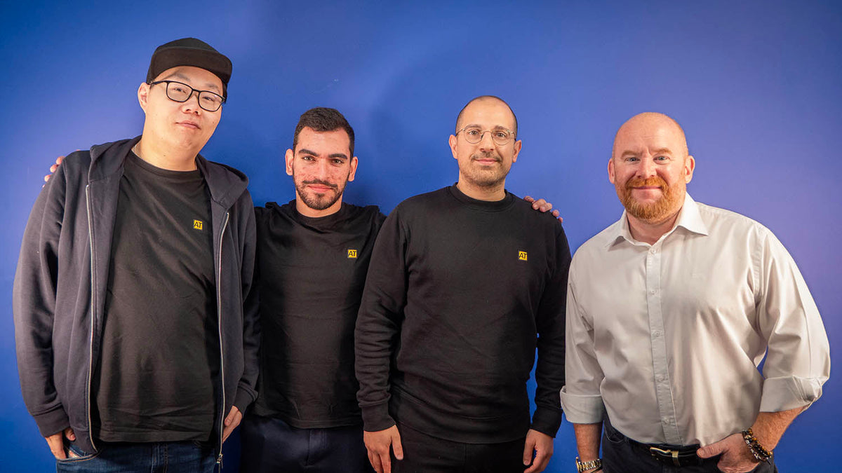 Viezu CEO Paul Busby with Autotuner Team – Viezu USA